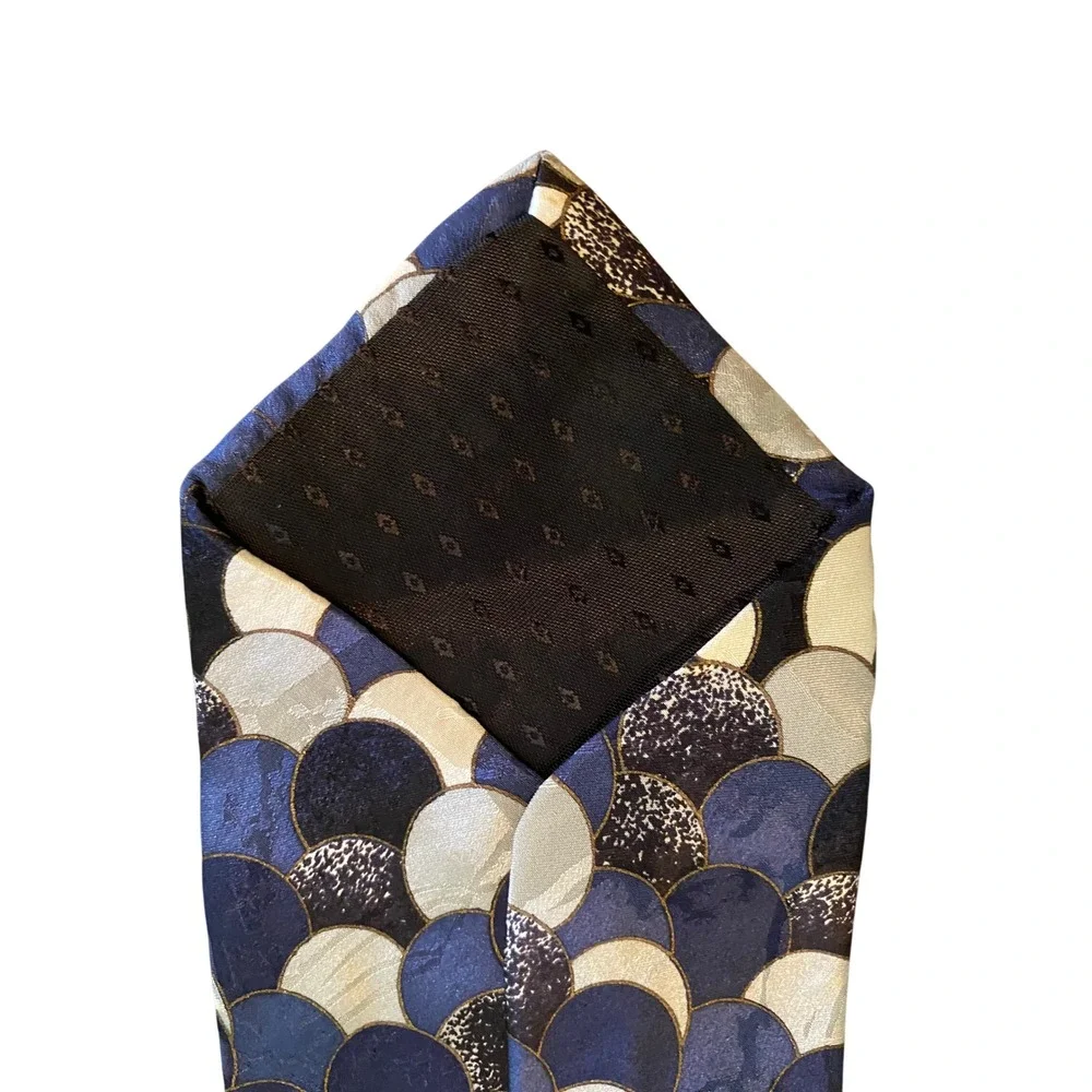 Prima Emoda Mens Silk Tie Navy‎ Blue Silver Geometric Scale Pattern Italy USA